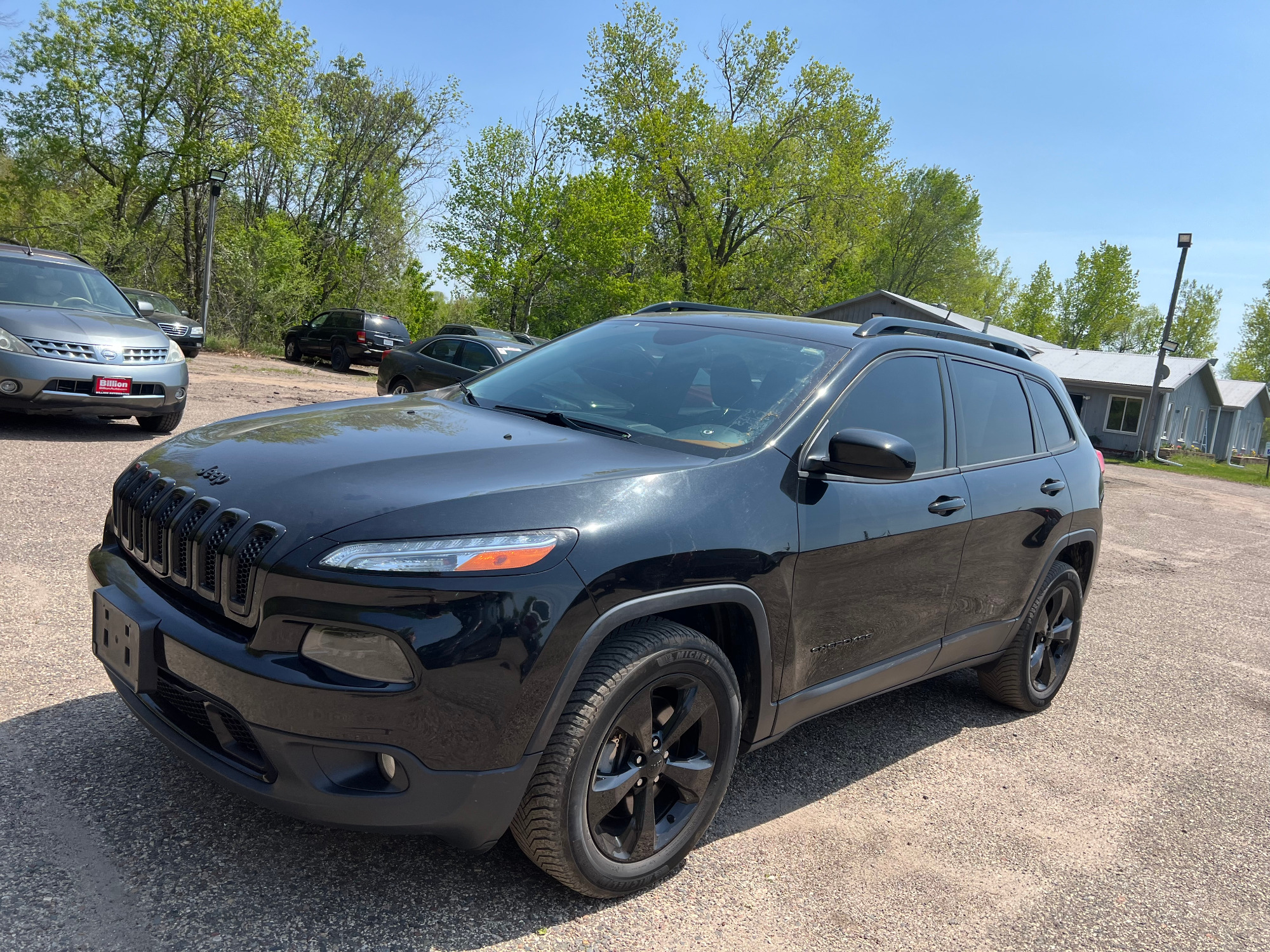 photo of 2015 Jeep Cherokee Latitude 4WD